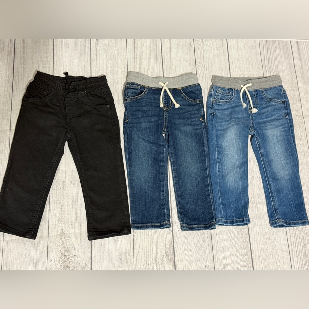 3 EUC pair of pants by Cat & Jack. All size 2T